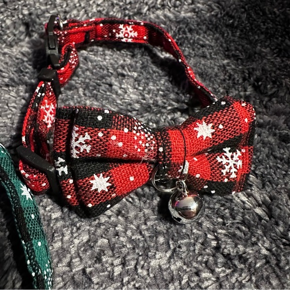 Winter plaid cat collar with bell set of 2 - Picture 5 of 7